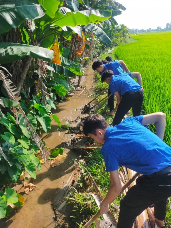 Tuổi trẻ Đại Lộc đồng loạt ra quân Ngày cao điểm tình nguyện chung tay xây dựng nông thôn mới năm 2023