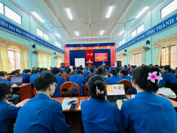 Tập huấn nghiệp vụ quản lý đoàn viên, quán triệt các chuyên đề "Học tập và làm theo tư tưởng, đạo đức, phong cách Hồ Chí Minh" năm 2024